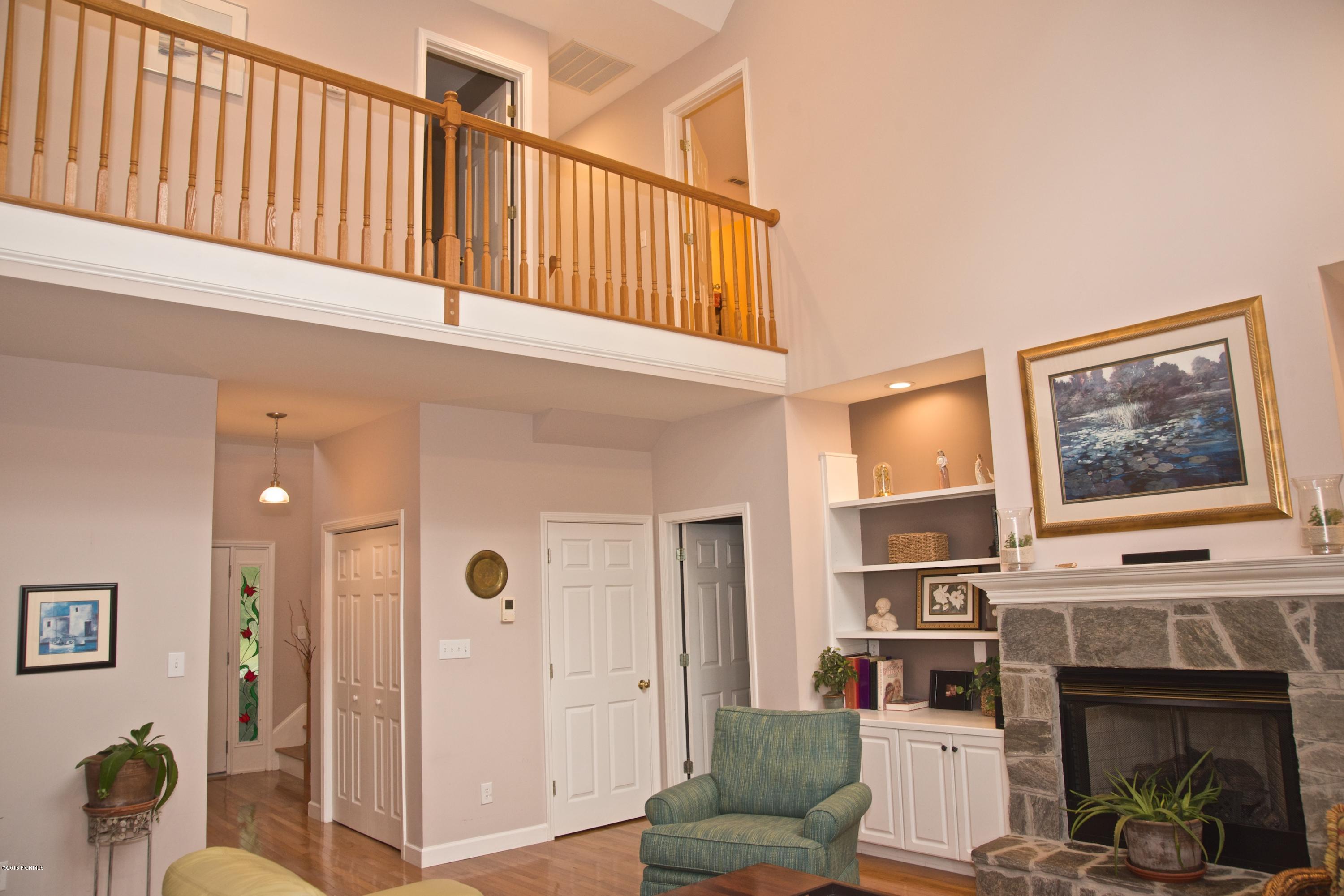 414 Hardy Road Newport, NC 28570 - Photo 9 of 31 Looking upstairs