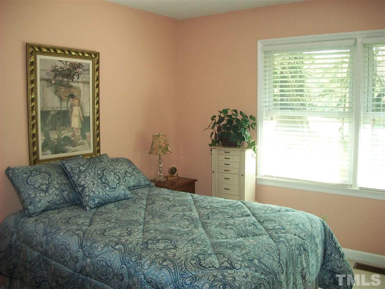 1046 Corbett Road Clayton, NC 27520 - Photo 14 of 25 Gallery Image 14