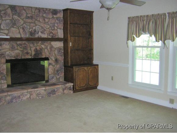 657 Hugo Road Kinston, NC 28501 - Photo 5 of 20 Additional Photo