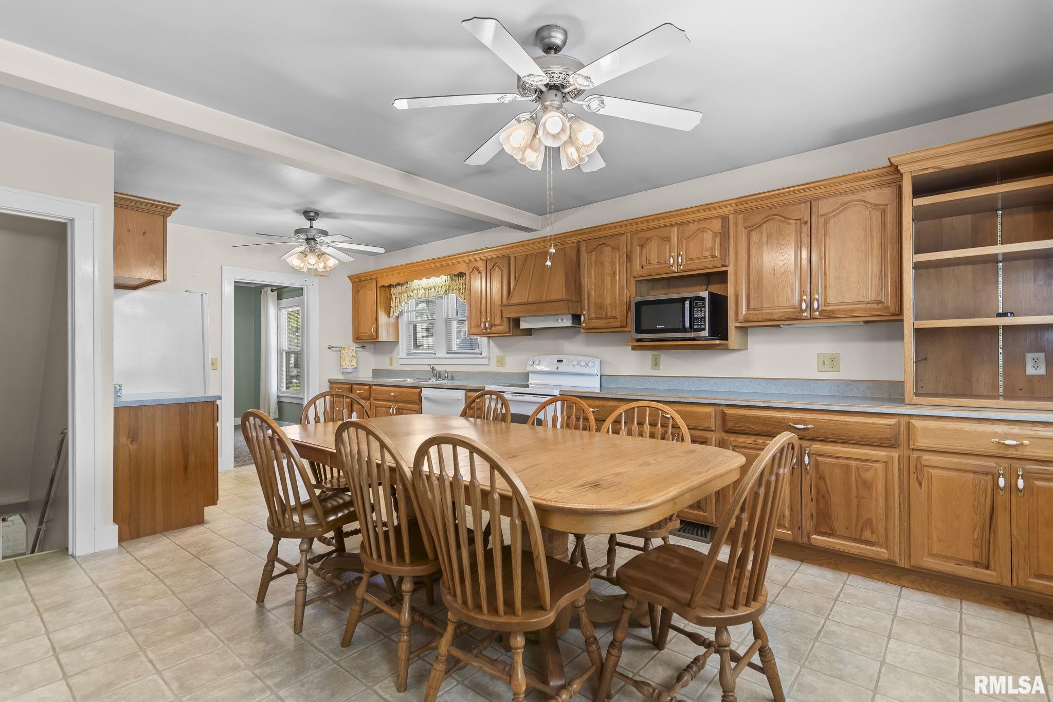 2008 Holmes Avenue Springfield, IL 62704 - Photo 15 of 37