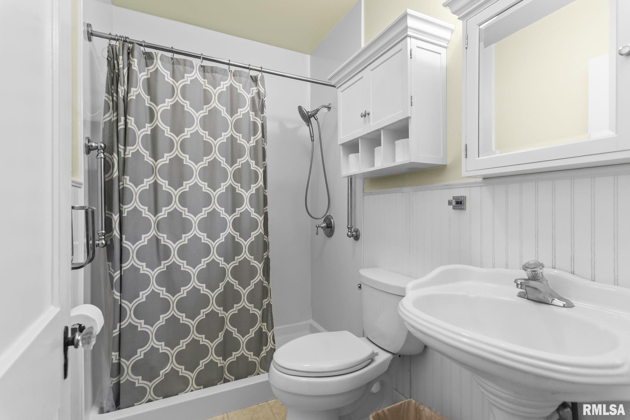 2008 Holmes Avenue Springfield, IL 62704 - Photo 25 of 37