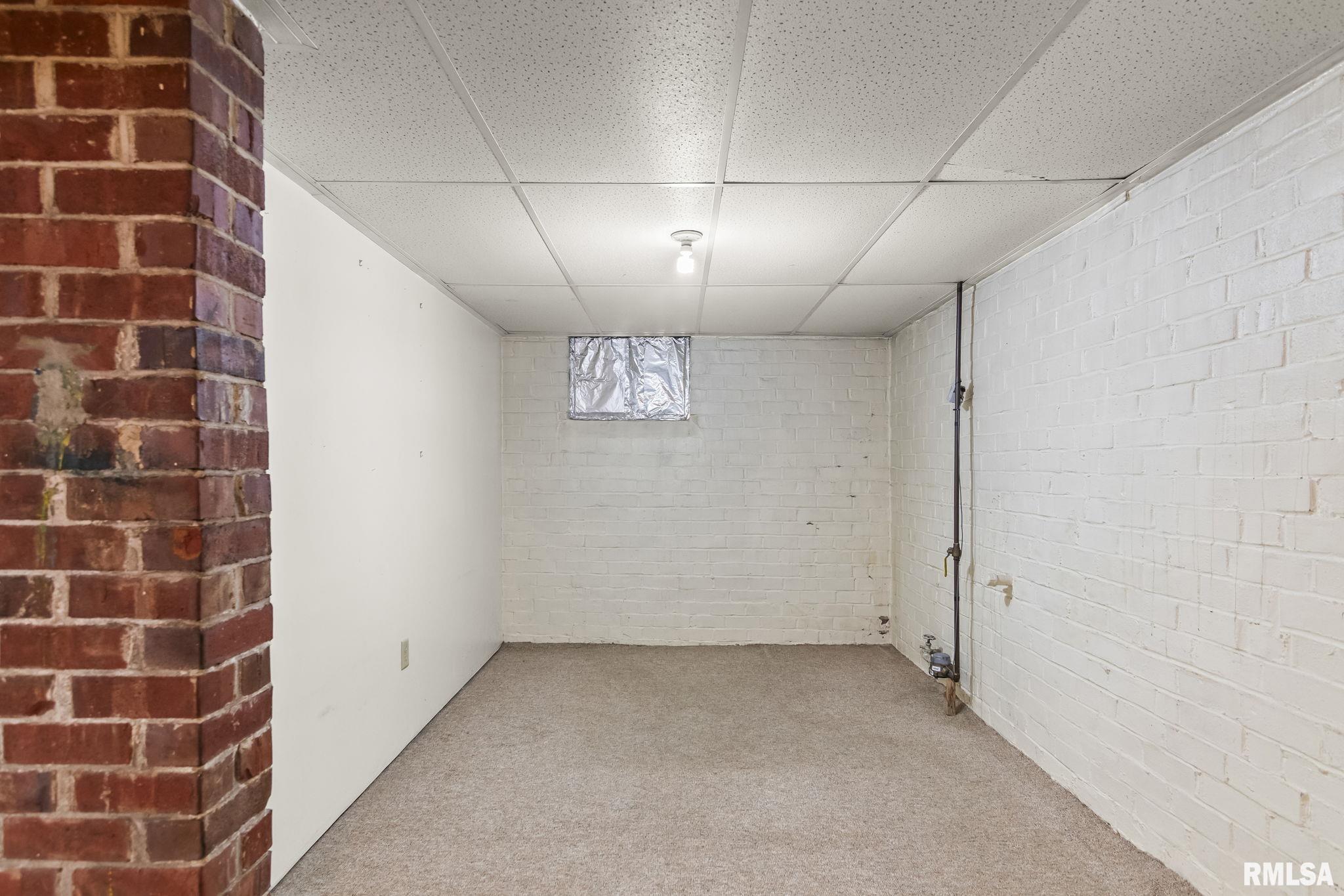 2008 Holmes Avenue Springfield, IL 62704 - Photo 29 of 37