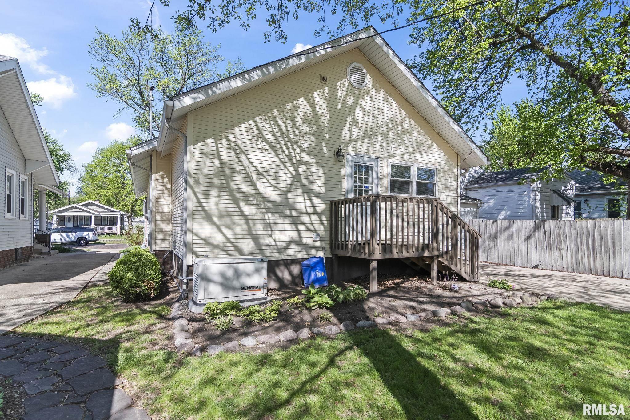 2008 Holmes Avenue Springfield, IL 62704 - Photo 34 of 37