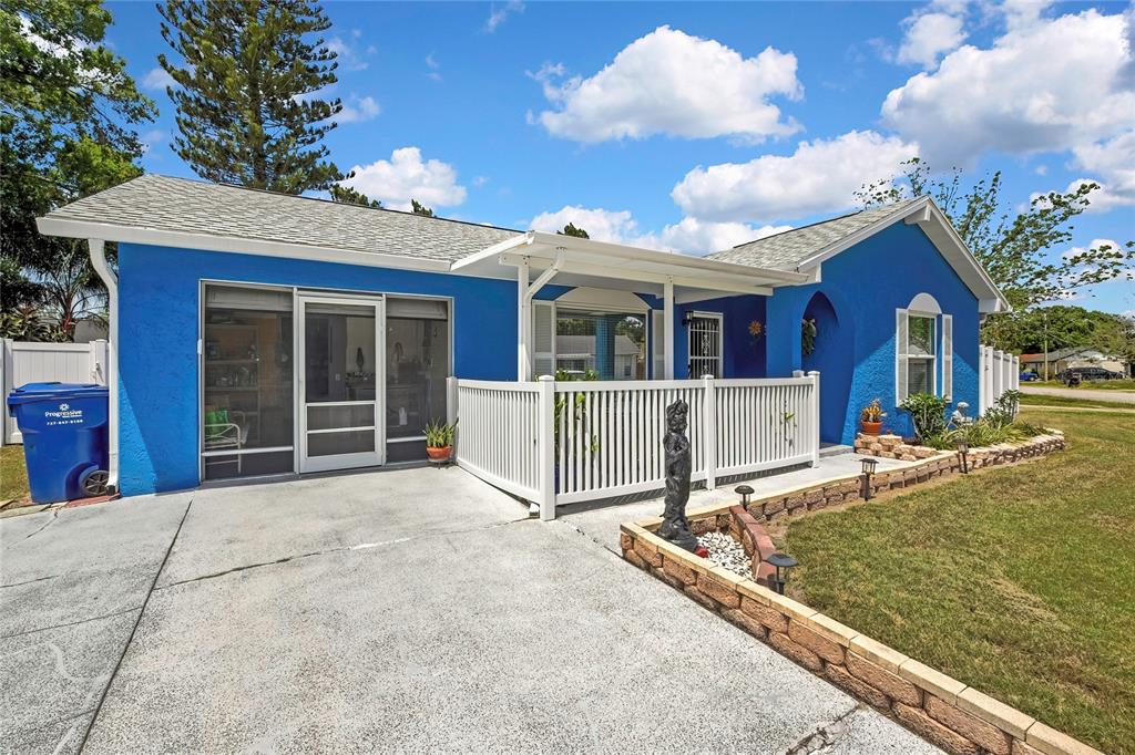 3353 Murrow Street New Port Richey, FL 34655 - Photo 2 of 35