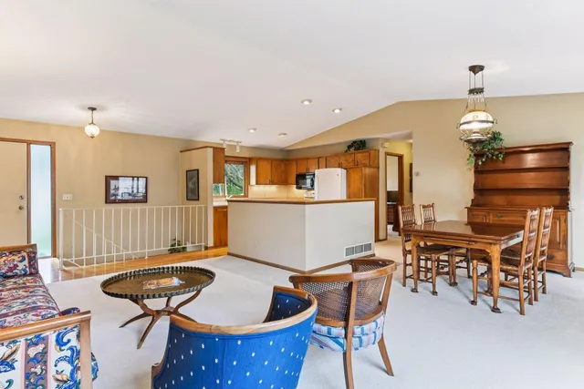 $575,000 | 6241 Dogwood Avenue, Excelsior, MN 55331