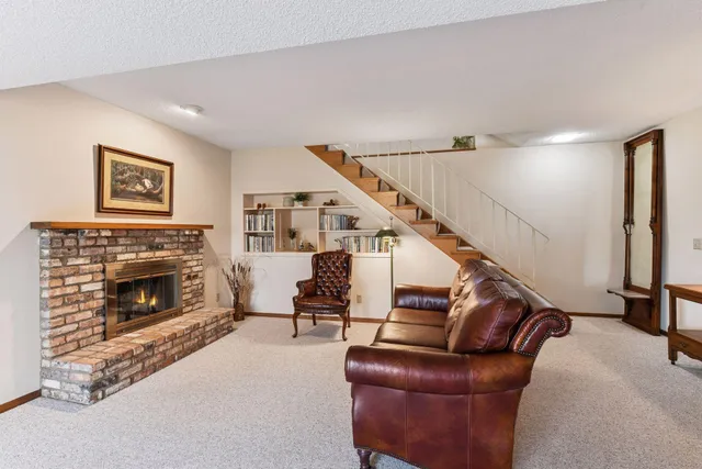 $575,000 | 6241 Dogwood Avenue, Excelsior, MN 55331