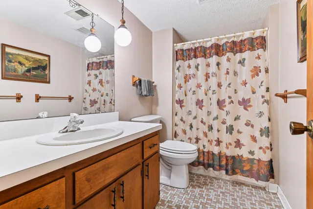 $575,000 | 6241 Dogwood Avenue, Excelsior, MN 55331