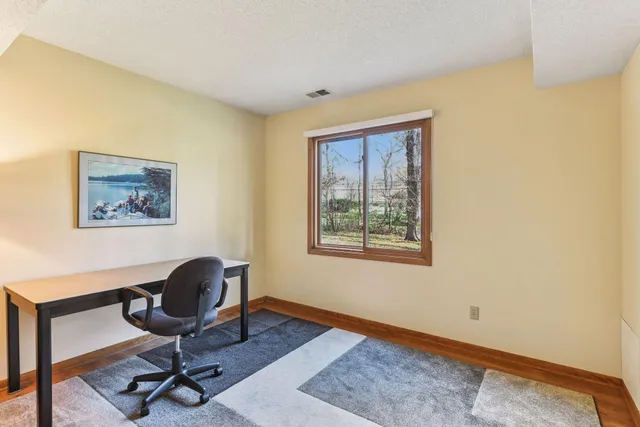 $575,000 | 6241 Dogwood Avenue, Excelsior, MN 55331