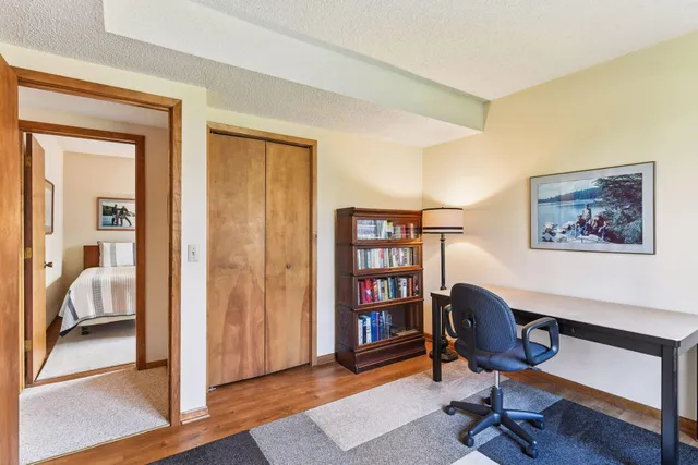 $575,000 | 6241 Dogwood Avenue, Excelsior, MN 55331