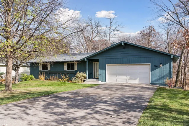 $575,000 | 6241 Dogwood Avenue, Excelsior, MN 55331