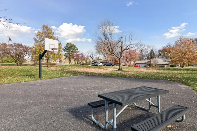 $575,000 | 6241 Dogwood Avenue, Excelsior, MN 55331