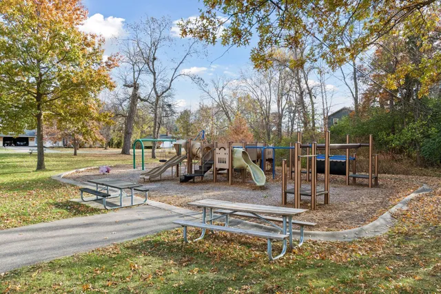 $575,000 | 6241 Dogwood Avenue, Excelsior, MN 55331