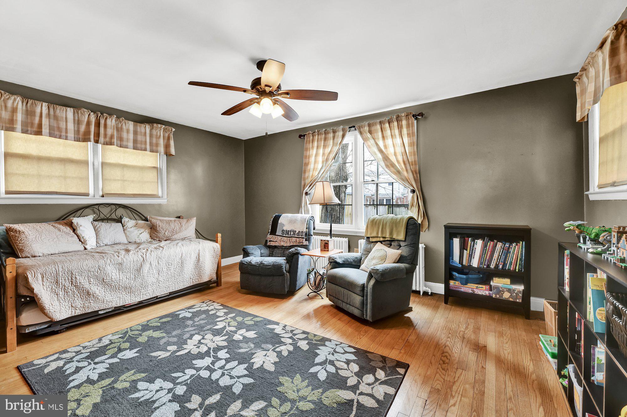 648 Aldershot Road Baltimore, MD 21229 - Photo 14 of 39 Main level family room or 4TH bedroom, you decide