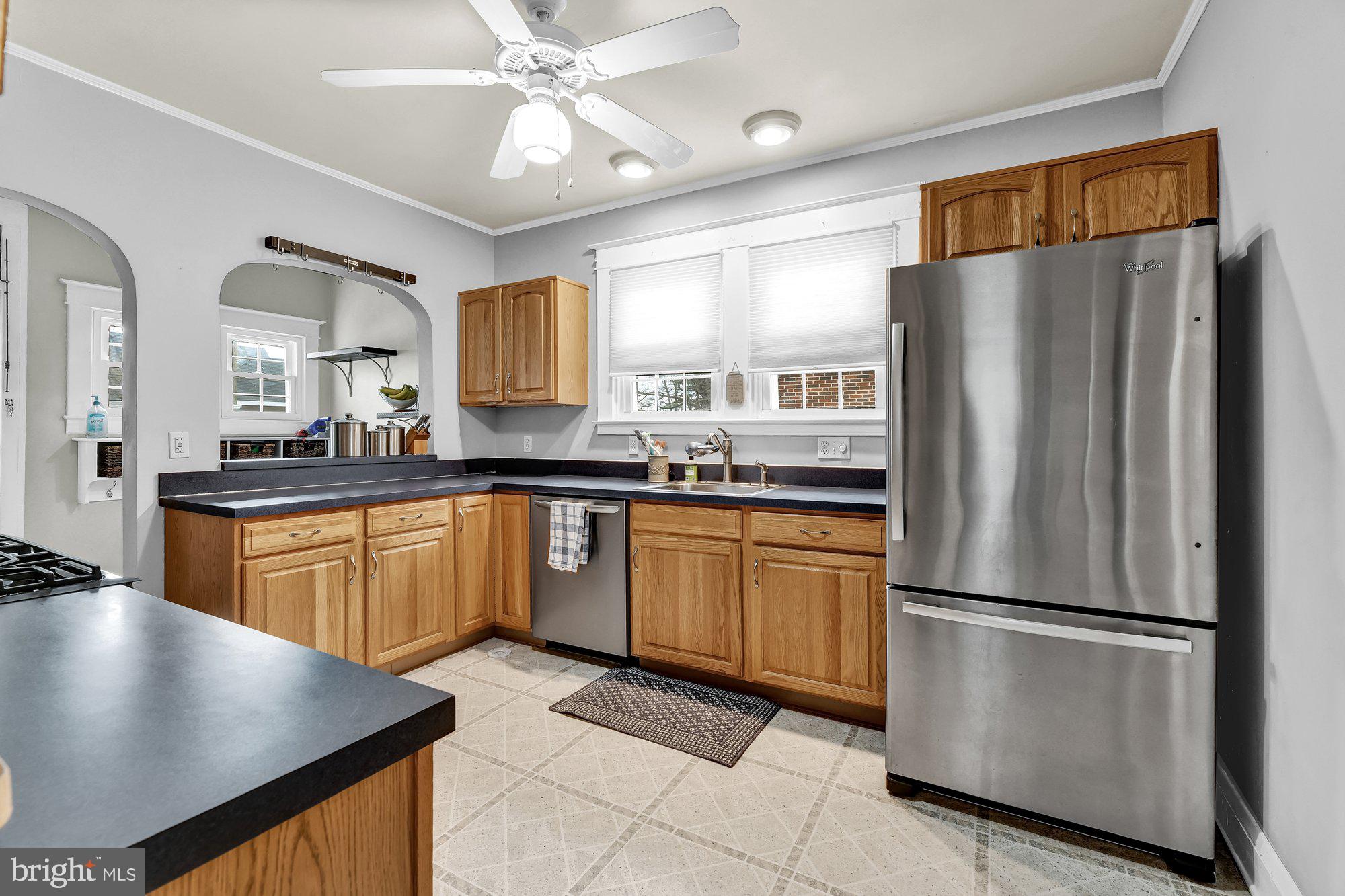 648 Aldershot Road Baltimore, MD 21229 - Photo 18 of 39 Updated kitchen w/stainless steel appliances