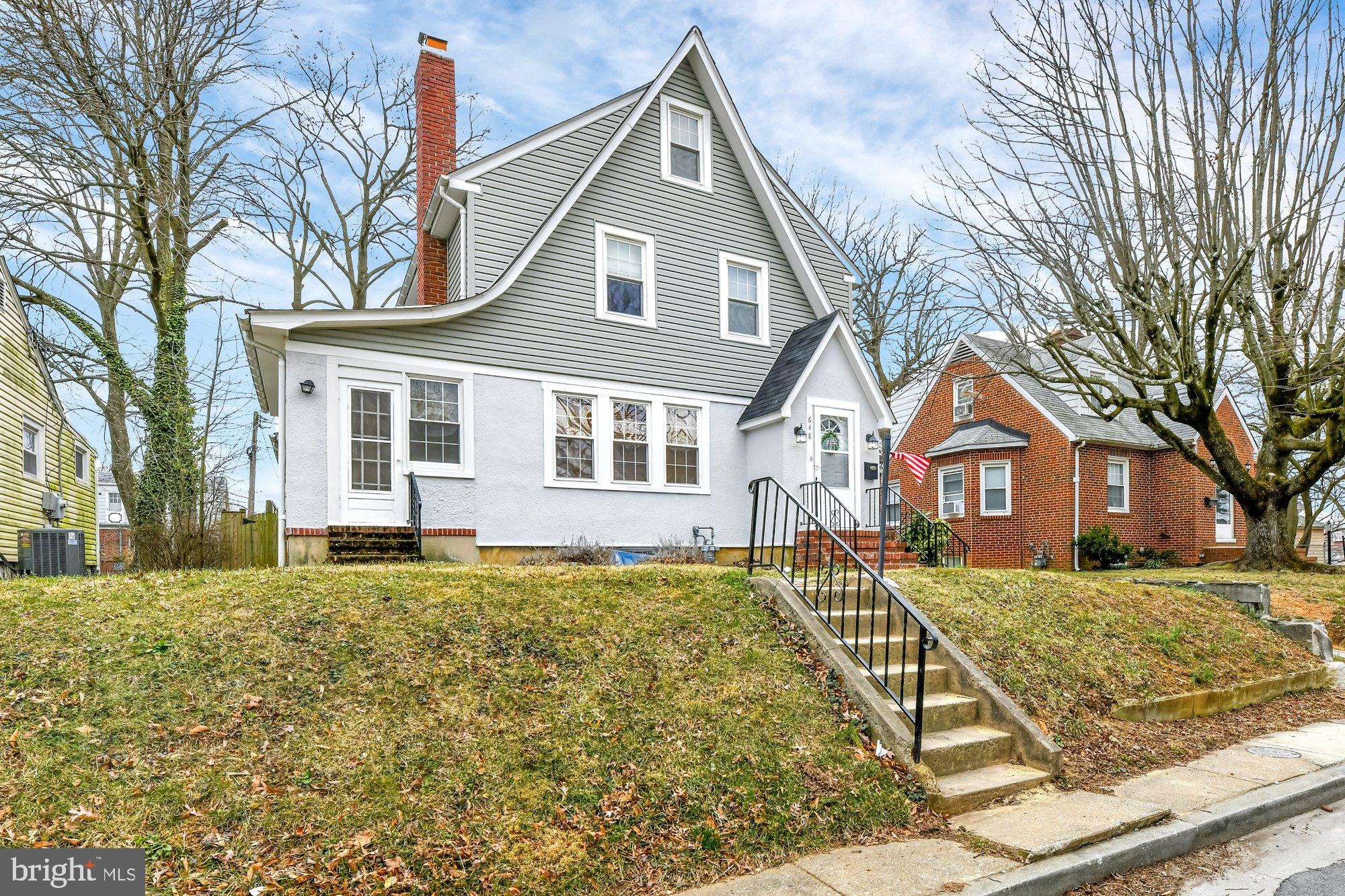 648 Aldershot Road Baltimore, MD 21229 - Photo 3 of 39 This cozy, cheery home is a delight to visit....