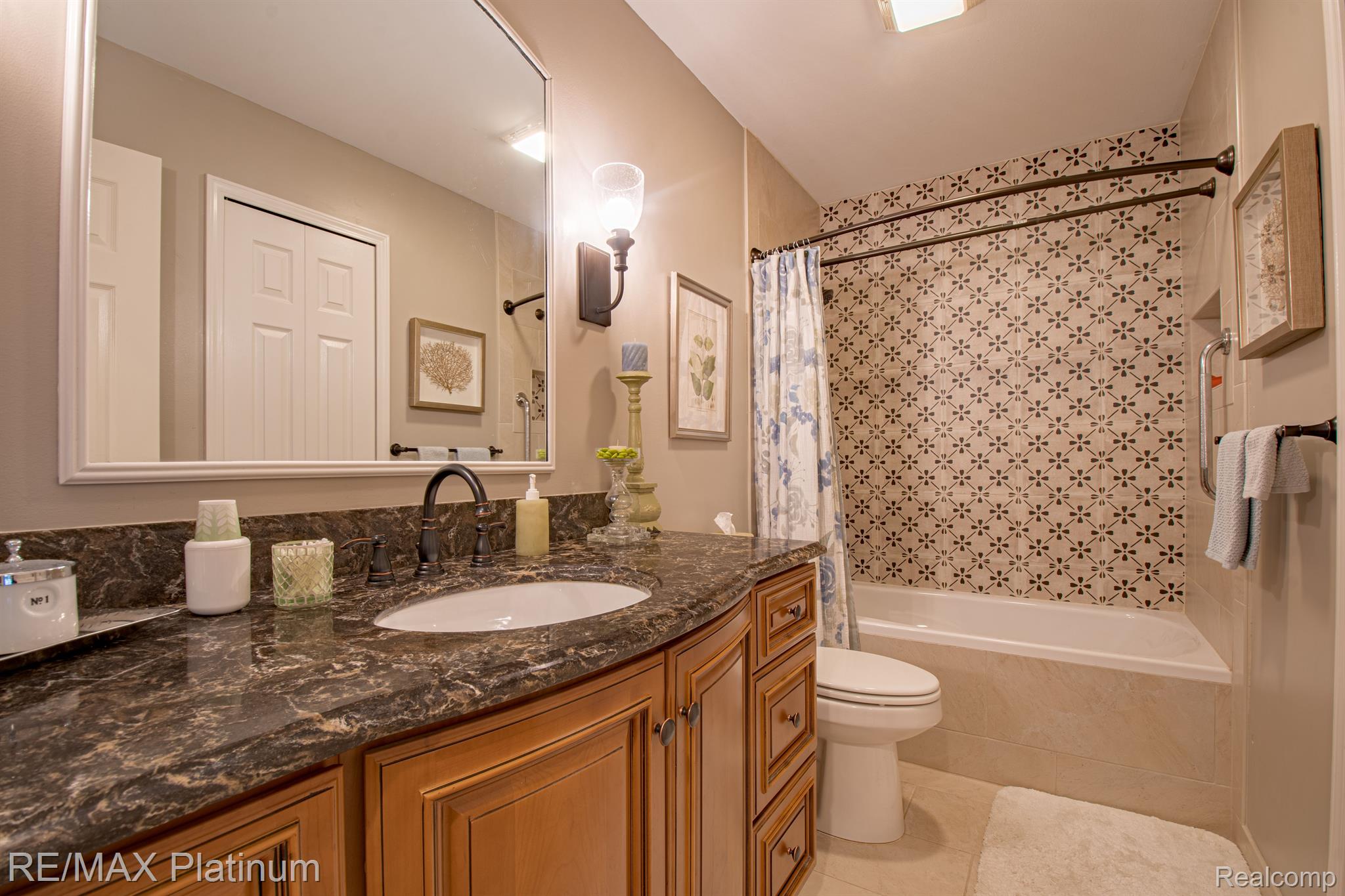 5180 Perry Road Grand Blanc, MI 48439 - Photo 29 of 44 Gallery Image 29