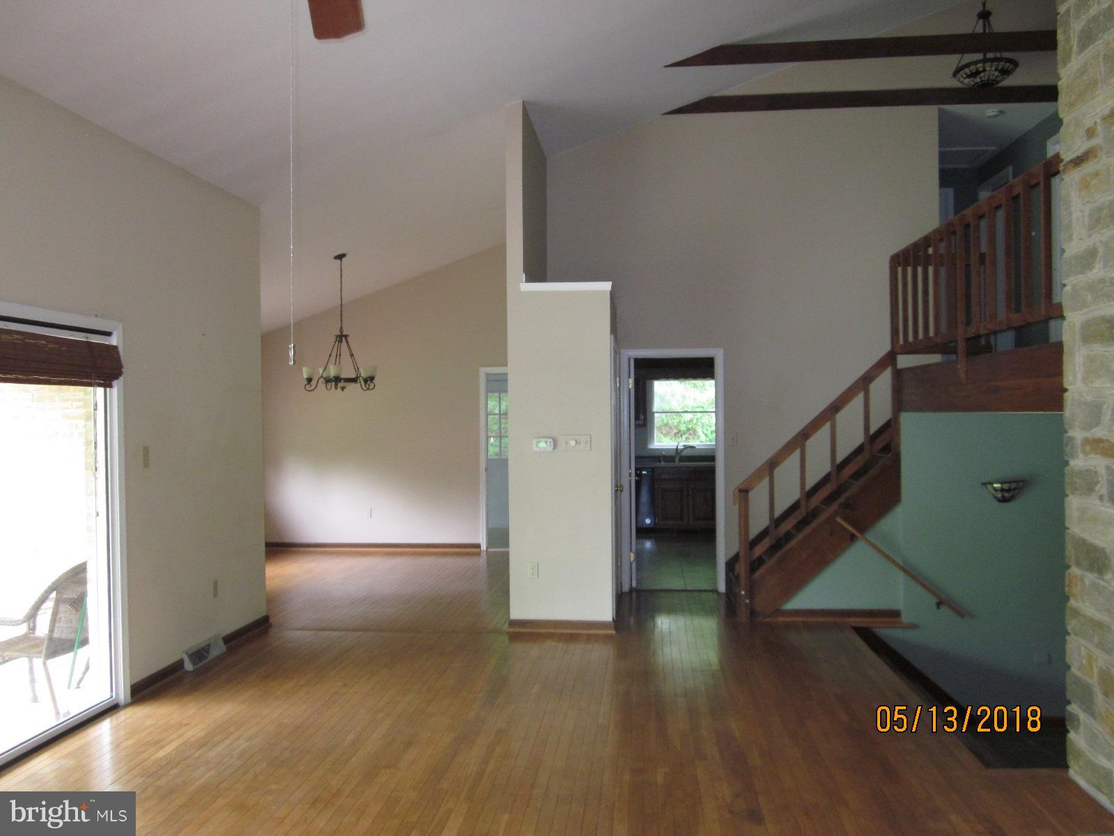 5323 Stone Road Frederick, MD 21703 - Photo 2 of 30 Living Room