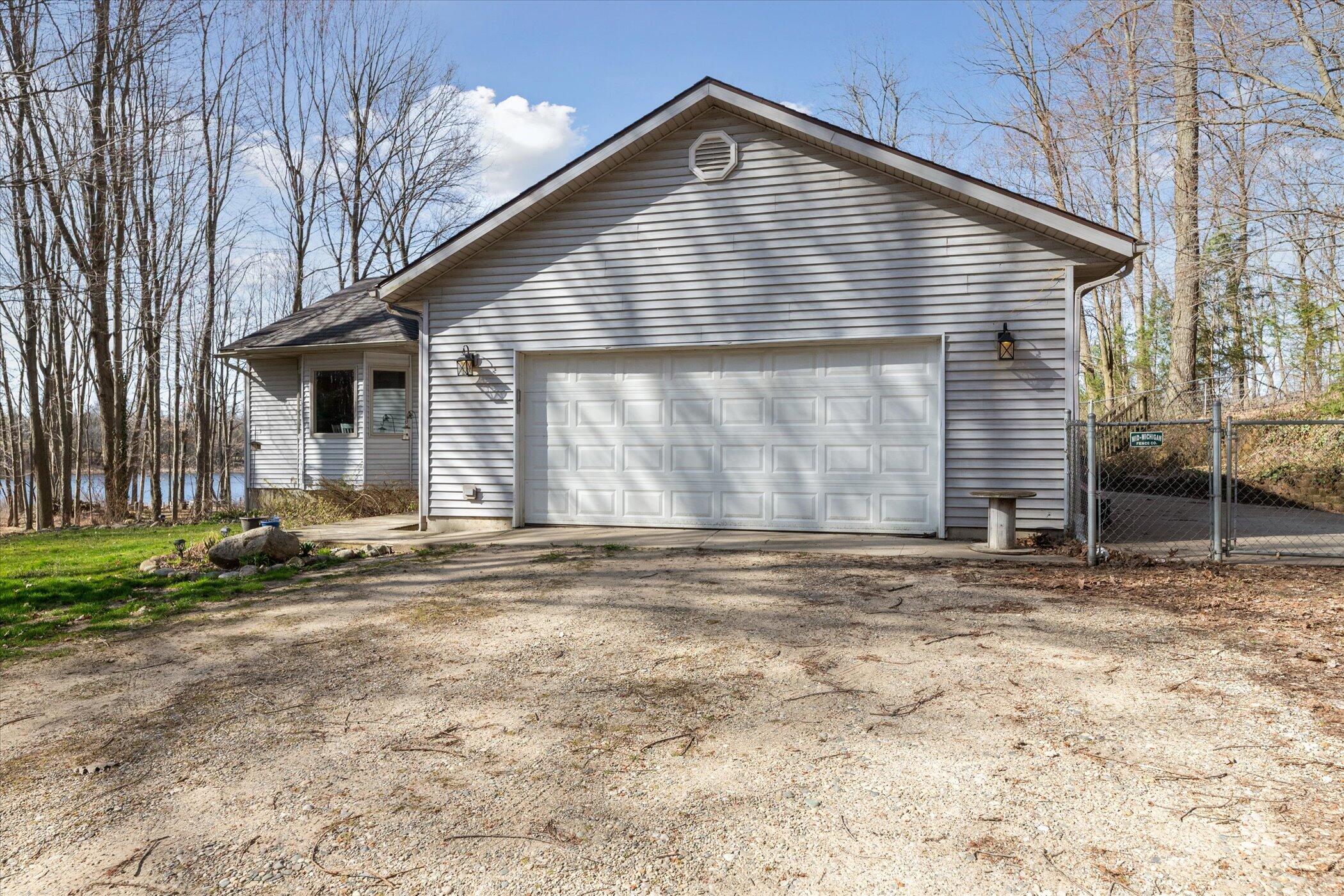 13344 Gilkey Lake Road Delton, MI 49046 - Photo 39 of 60 04-13344-Gilkey-Lake-Rd-Delton-MI-49046-