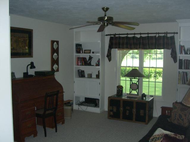 25037 Spring Creek Road Washington, IL 61571 - Photo 6 of 9 Gallery Image 6