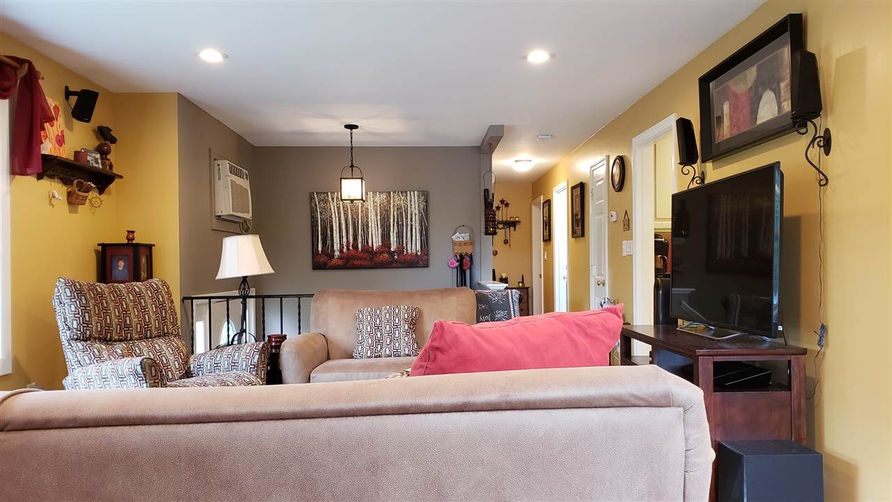 53 Eastview Road Keene, NH 03431 - Photo 5 of 22