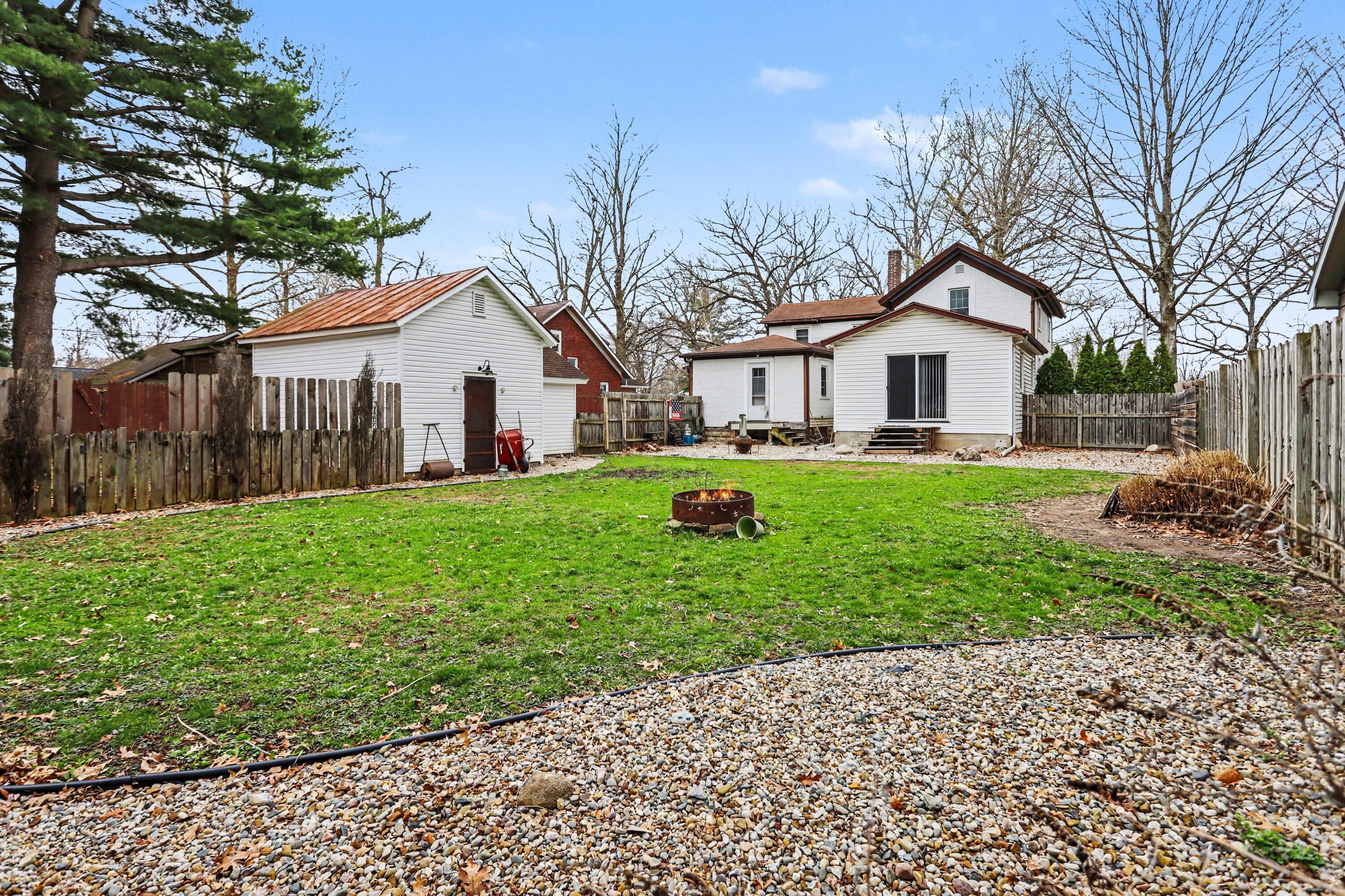 707 East Street Three Rivers, MI 49093 - Photo 27 of 33 016_file_2490