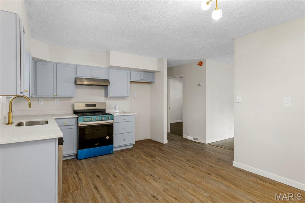 655 Gerald Drive Florissant, MO 63031 - Photo 13 of 44