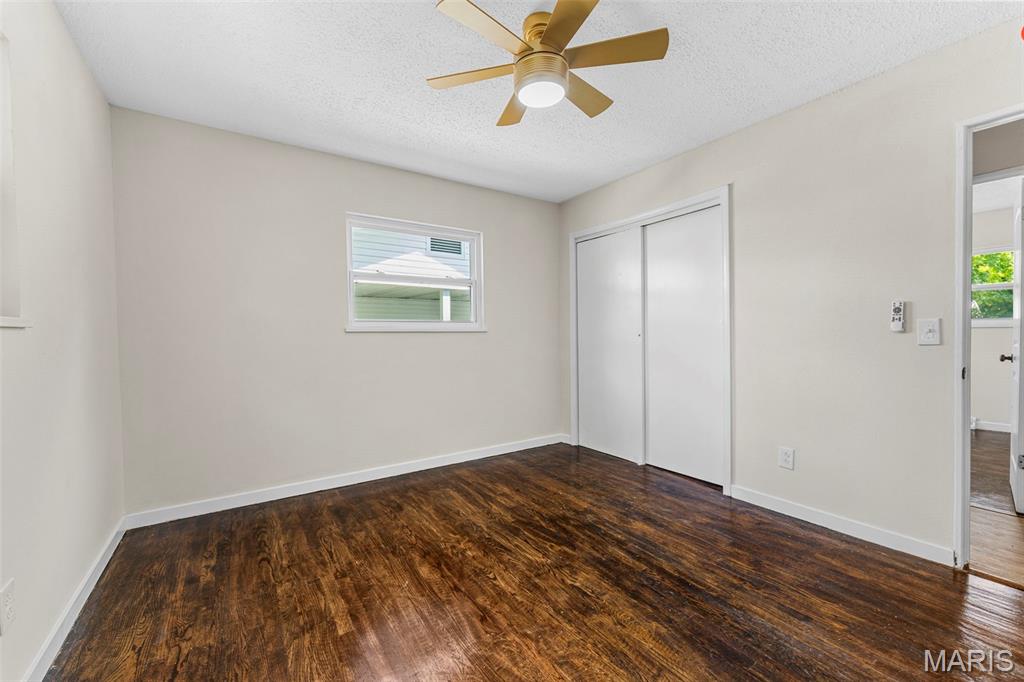 655 Gerald Drive Florissant, MO 63031 - Photo 23 of 44