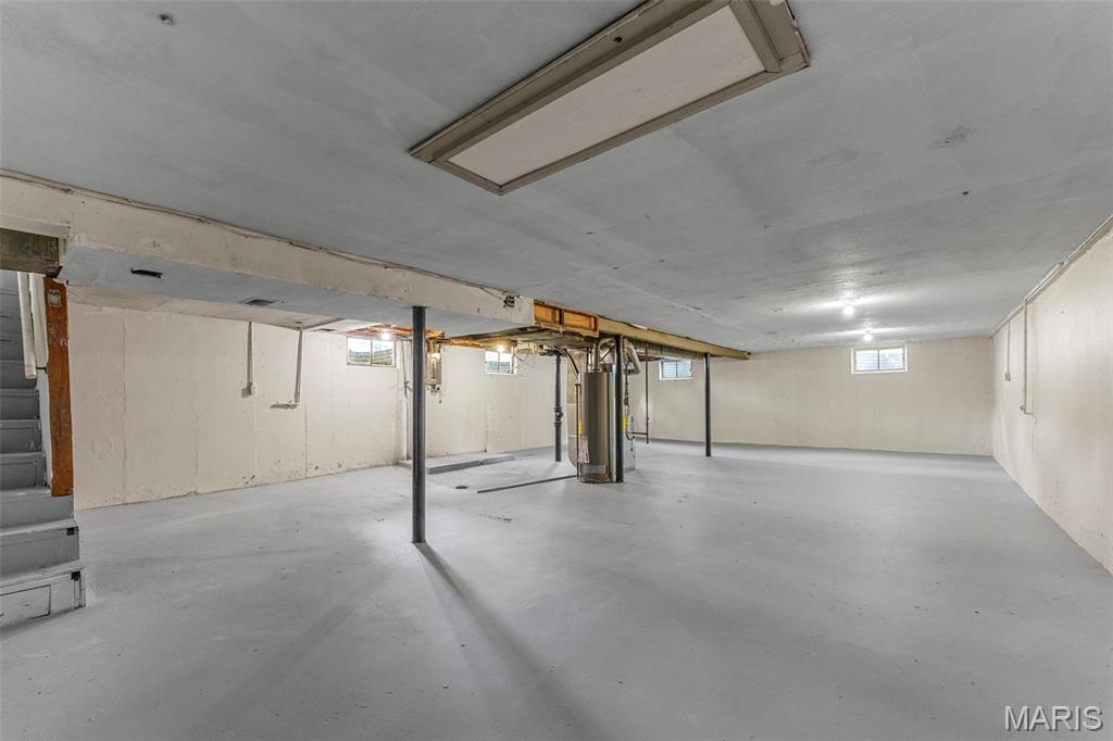 655 Gerald Drive Florissant, MO 63031 - Photo 32 of 44