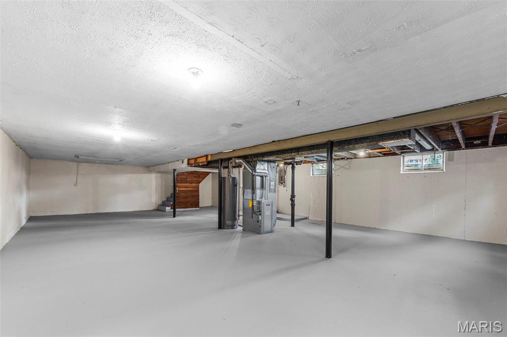 655 Gerald Drive Florissant, MO 63031 - Photo 33 of 44