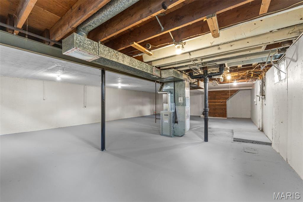 655 Gerald Drive Florissant, MO 63031 - Photo 34 of 44