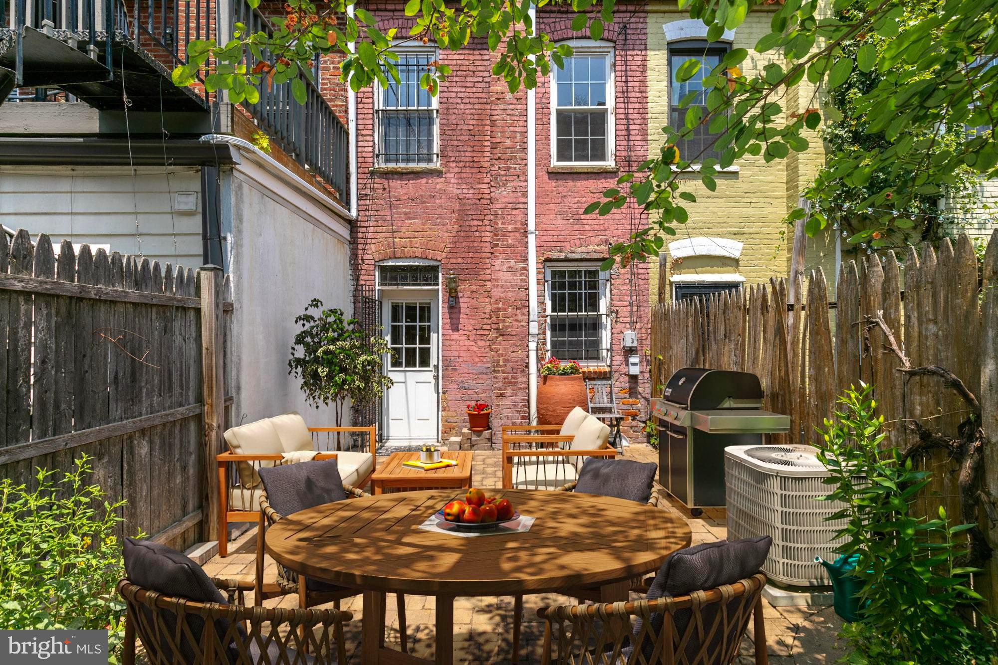 225 Parker Street Northeast Washington, DC 20002 - Photo 3 of 17