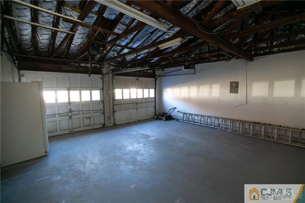 34 Bodnarik Road Edison, NJ 08837 - Photo 24 of 25 Gallery Image 24
