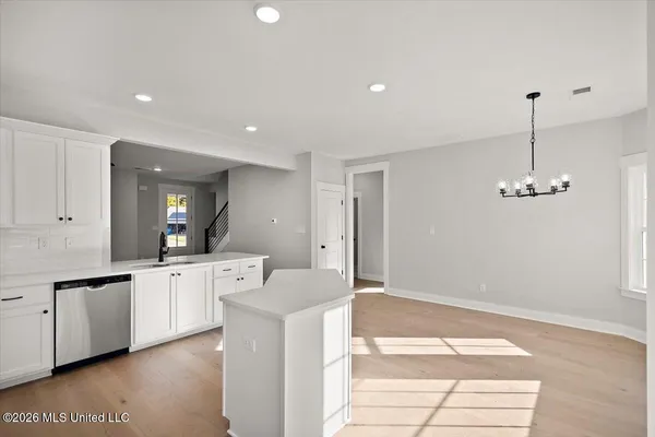 $402,900 | 1347 Creekside Lane, Hernando, MS 38632