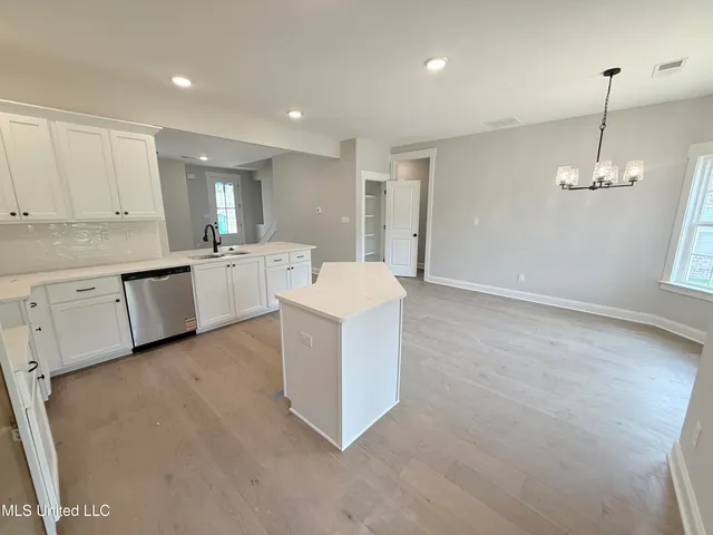 $402,900 | 1347 Creekside Lane, Hernando, MS 38632