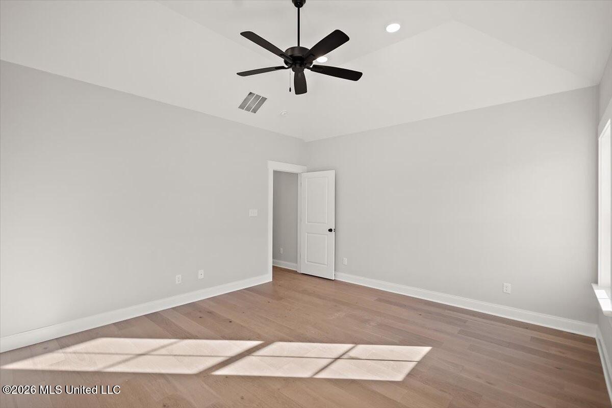 1347 Creekside Lane Hernando, MS 38632 - Photo 14 of 30 Pine