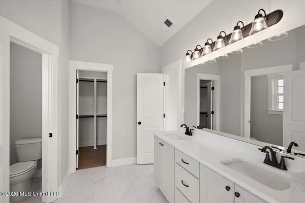 $402,900 | 1347 Creekside Lane, Hernando, MS 38632