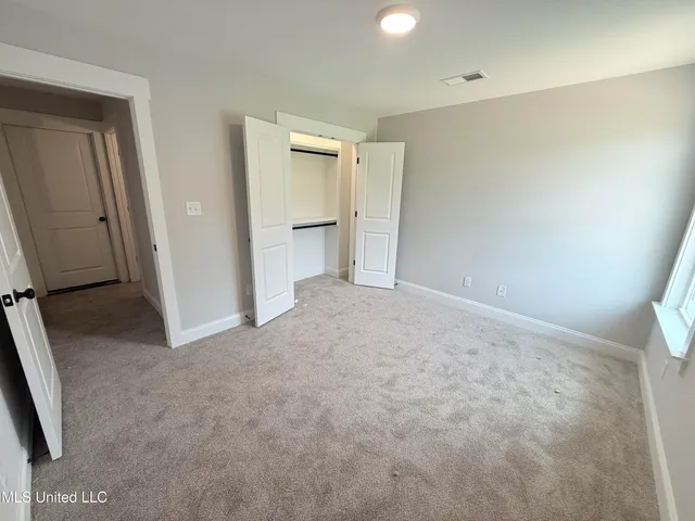 $402,900 | 1347 Creekside Lane, Hernando, MS 38632