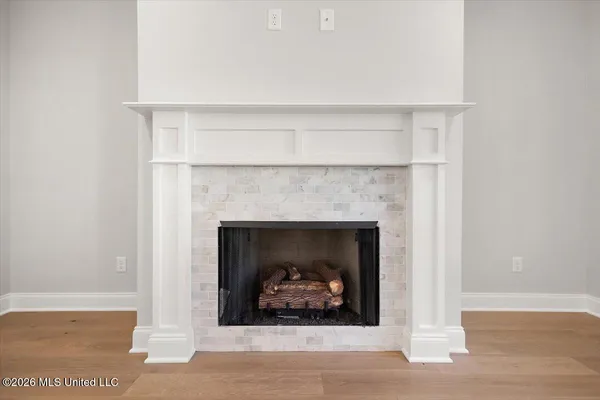 $402,900 | 1347 Creekside Lane, Hernando, MS 38632