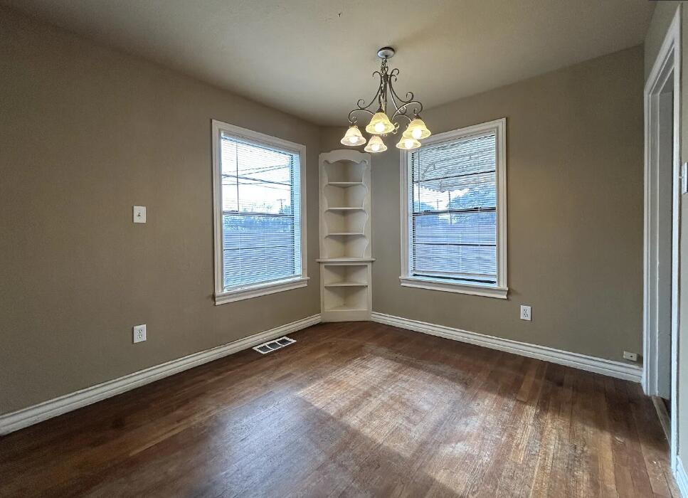 3323 22nd Street Lubbock, TX 79410 - Photo 5 of 12 Screenshot 2026-02-04 131719