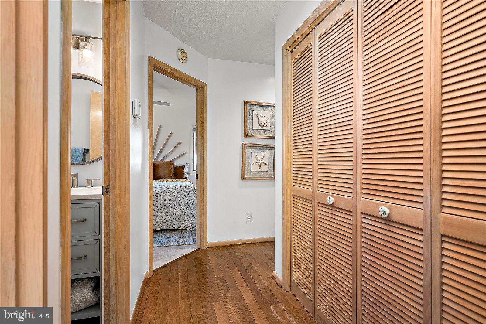 943 Pine Tree Lane Bethany Beach, DE 19930 - Photo 39 of 87 Hallway