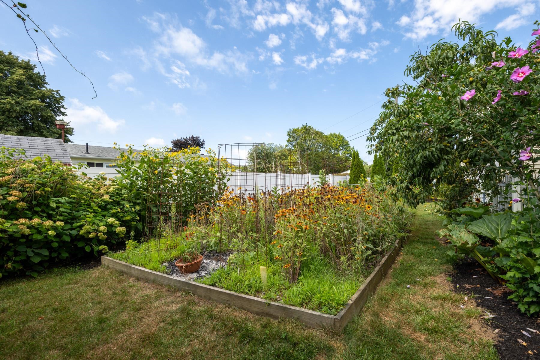 14 Wallis Road Portsmouth, NH 03801 - Photo 39 of 41 Gallery Image 39