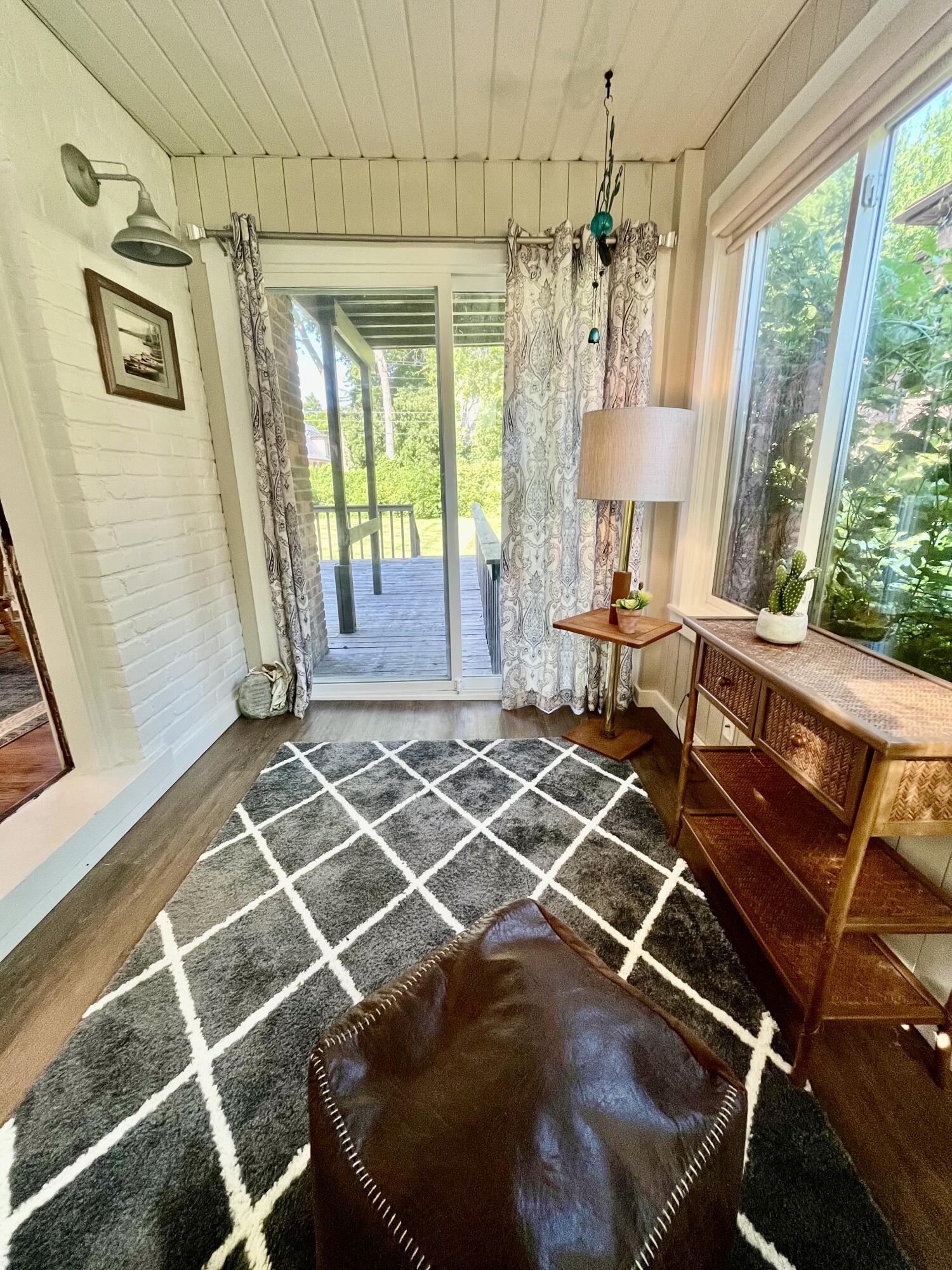 392 Neff Road Grosse Pointe, MI 48230 - Photo 20 of 42 Sunporch