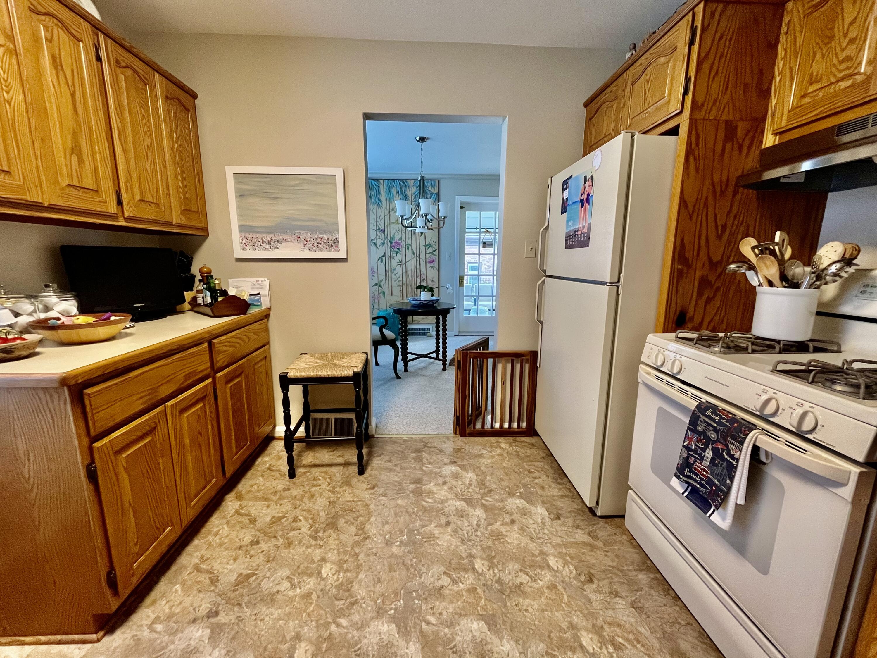 392 Neff Road Grosse Pointe, MI 48230 - Photo 28 of 42 Upper kitchen