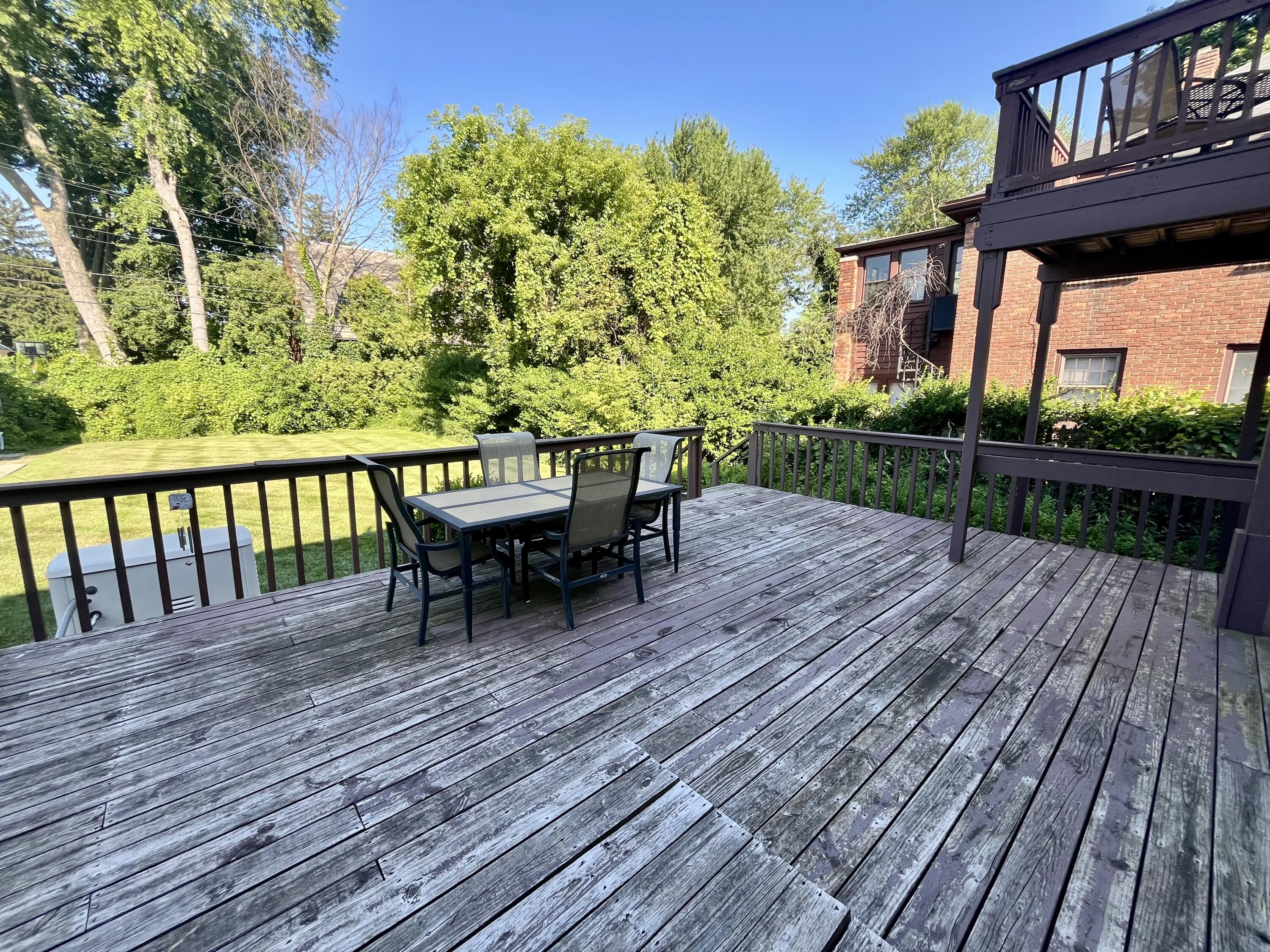 392 Neff Road Grosse Pointe, MI 48230 - Photo 37 of 42 Lower deck