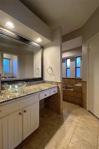 $2,695 | 3109 Shenandoah Drive, Bedford, TX 76021