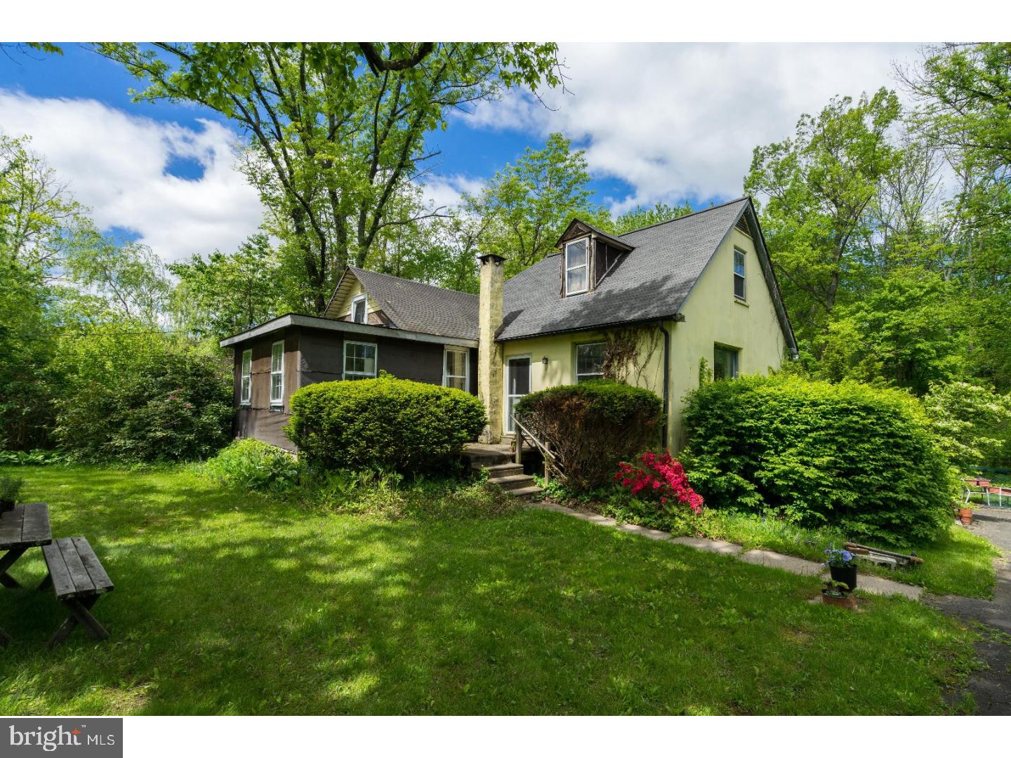 5803 Point Pleasant Pike Doylestown, PA 18902 - Photo 2 of 4 Gallery Image 2