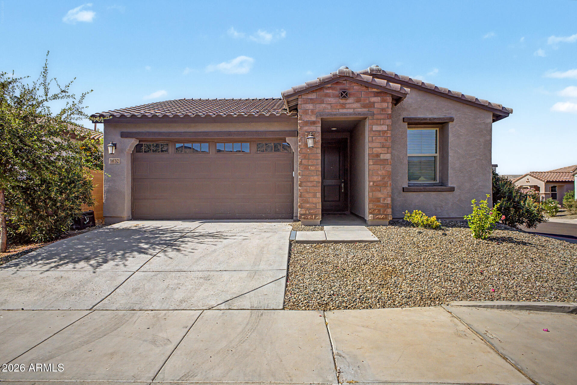1632 West Piedmont Road Phoenix, AZ 85041 - Photo 1 of 31