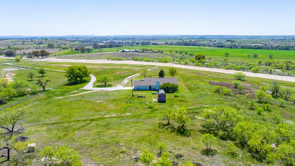 642 Fm 3200 Comanche, TX 76442 - Photo 36 of 40