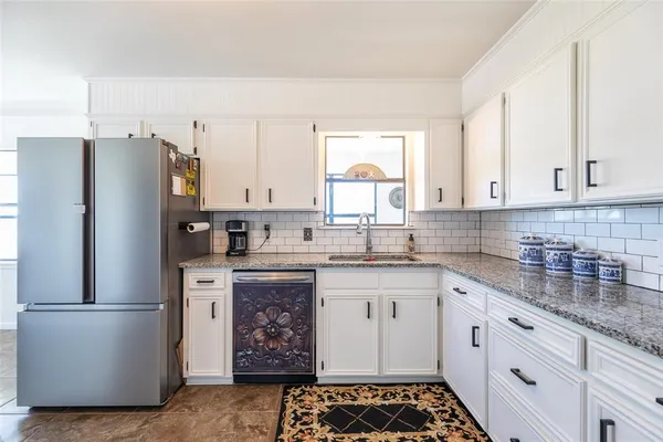 $474,900 | 642 Fm 3200, Comanche, TX 76442