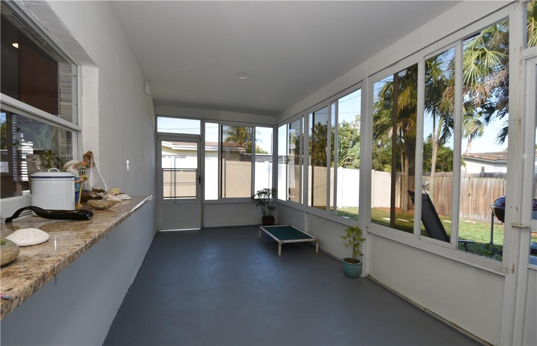2123 North Park Road Hollywood, FL 33021 - Photo 30 of 46 Photo 30